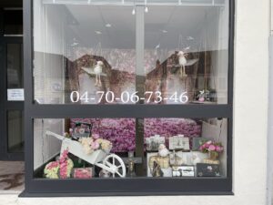 vitrine de magasin funeraire